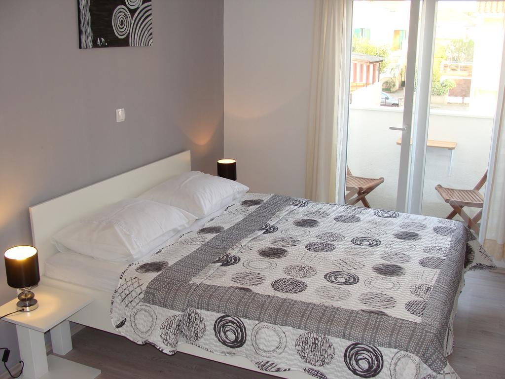 Guest House Dragic - Anex Задар Стая снимка