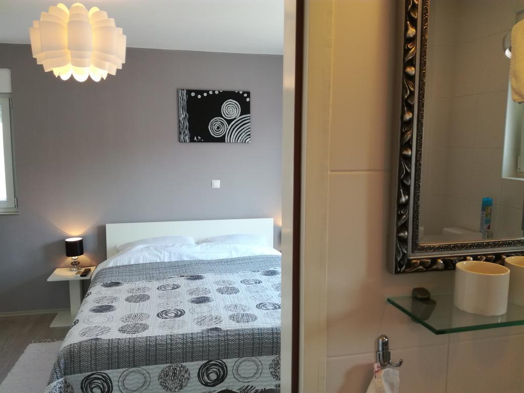 Guest House Dragic - Anex Задар Екстериор снимка